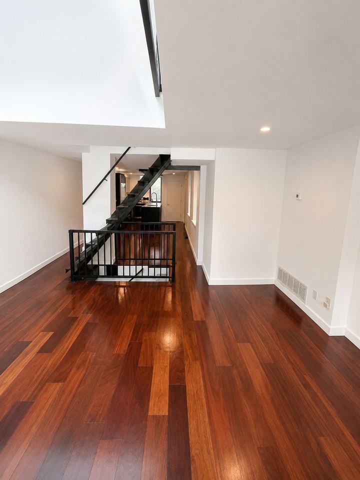 1345 E Berks St - Photo 3 of 34
