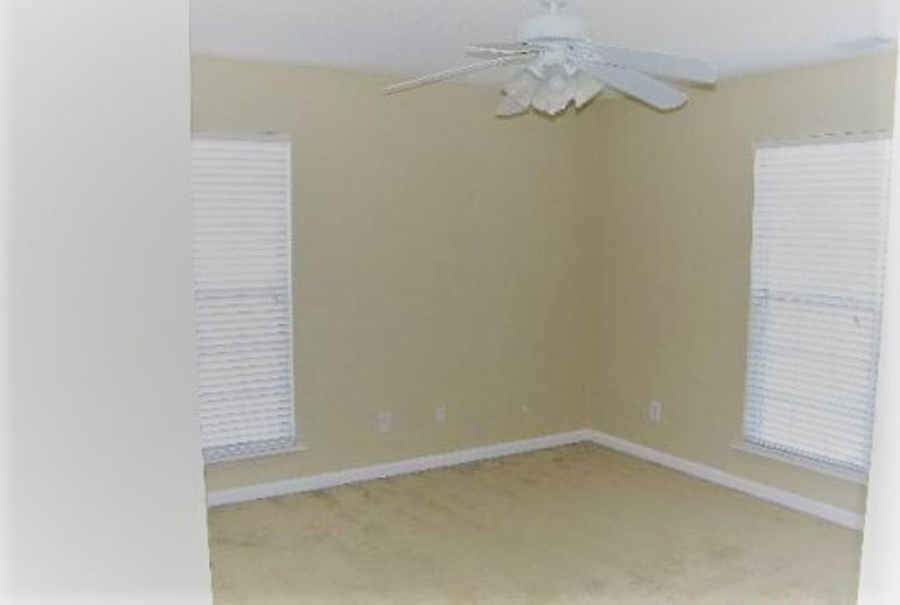 256 Silver Brook Cir - Photo 6 of 7