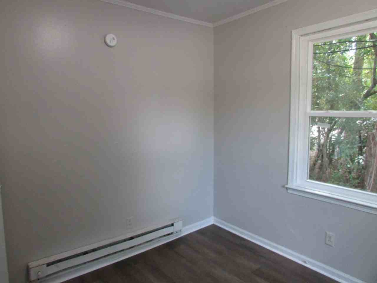 207 Montreat St - Photo 6 of 9