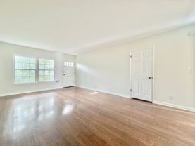 220-222 S Rexford Dr - Photo 1 of 1