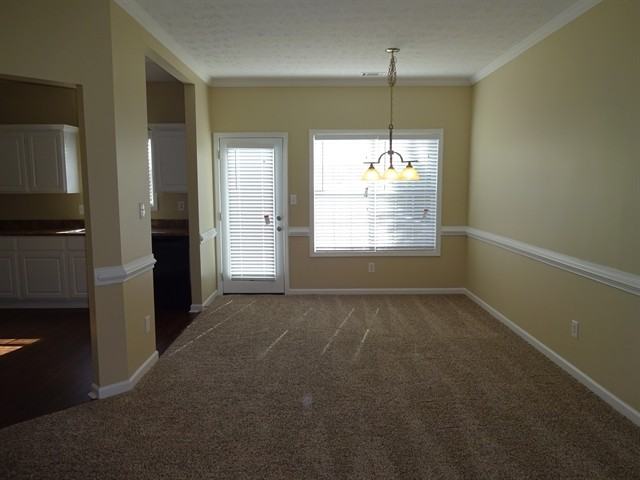 1074 Maria Dr - Photo 3 of 12