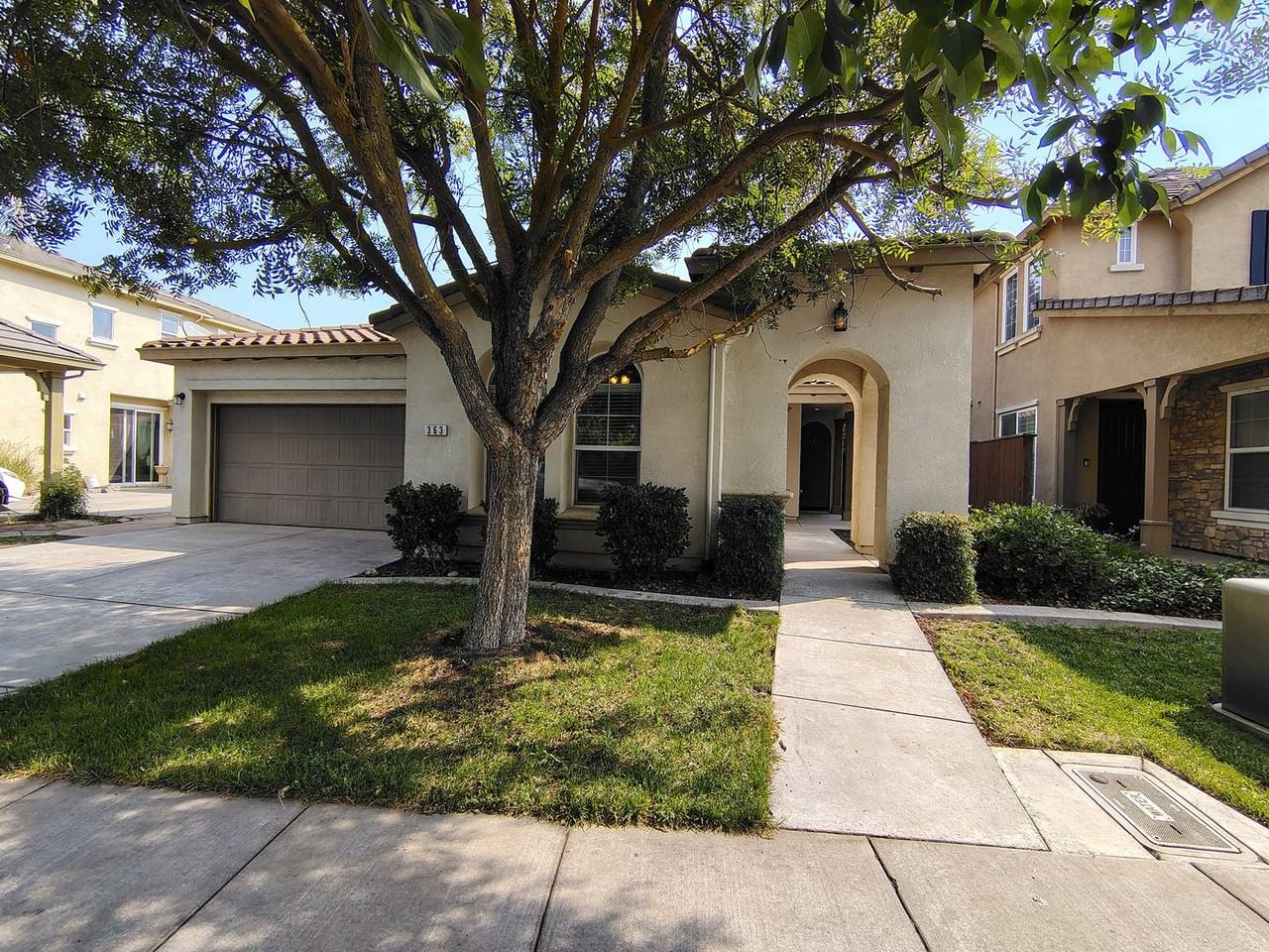 363 Cabernet Dr