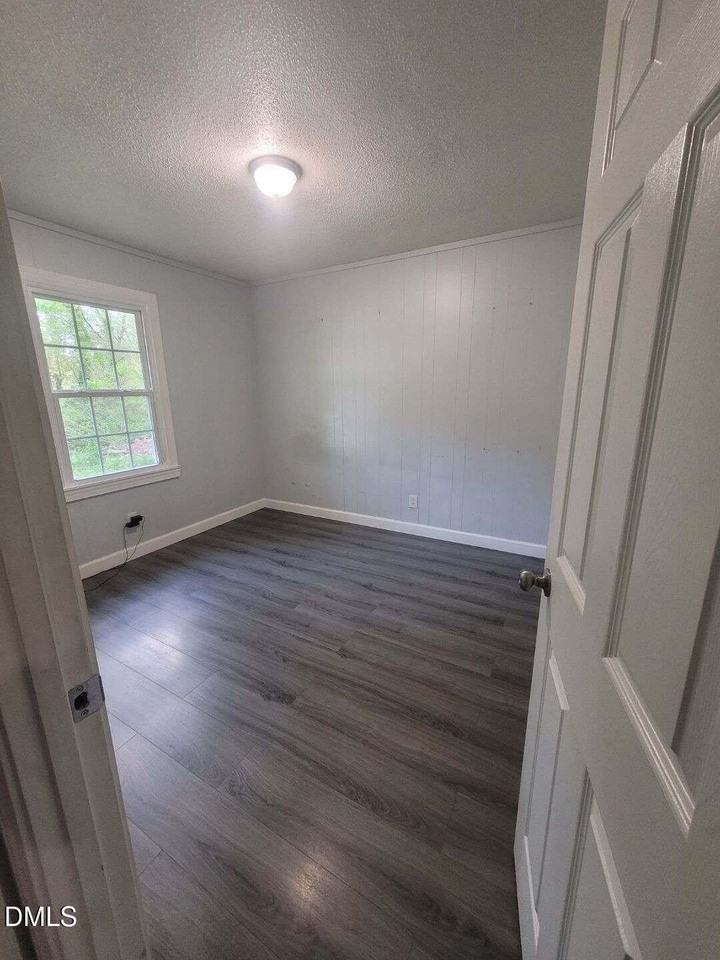 691 Boddie St #691 - Photo 6 of 7