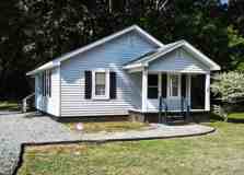 420 Manning Ave - Photo 1 of 1