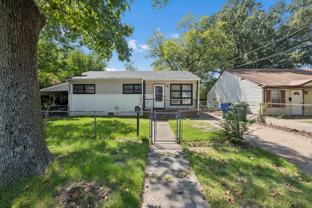 211 Woodview Avenue - Photo 1 of 1