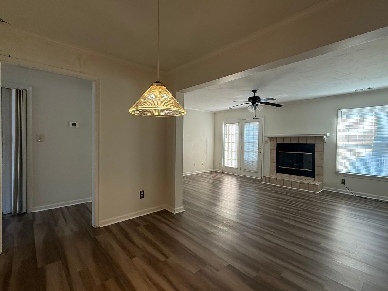 1118 Hillock Xing - Photo 5 of 19