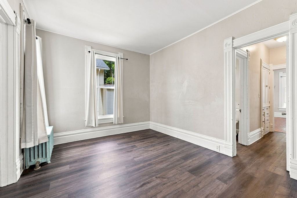 628 Jefferson St - Photo 6 of 10