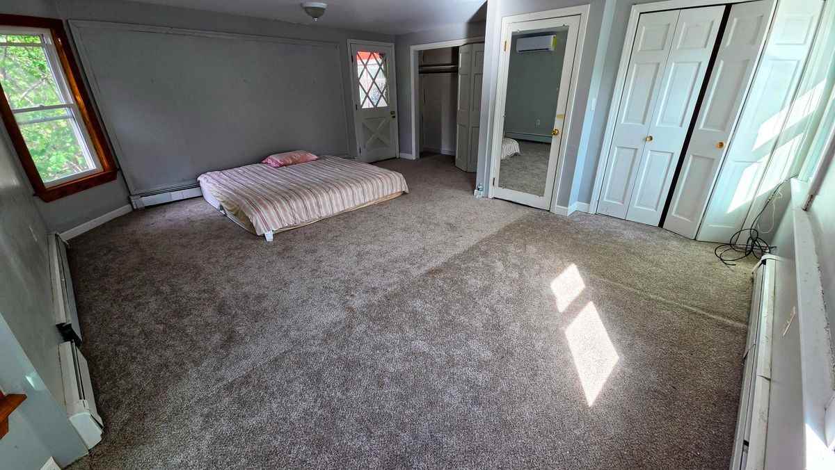 395 Plymouth St - Photo 4 of 33
