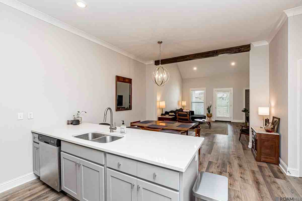 17509 Comfort Blvd - Photo 4 of 21