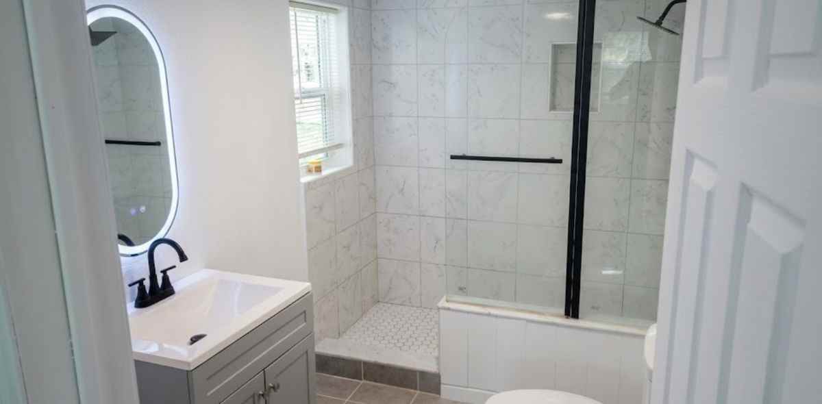 210 S 15th St - Photo 4 of 22