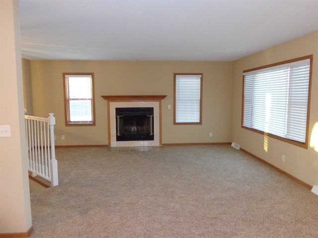 28567 N Monroe Ave - Photo 3 of 10