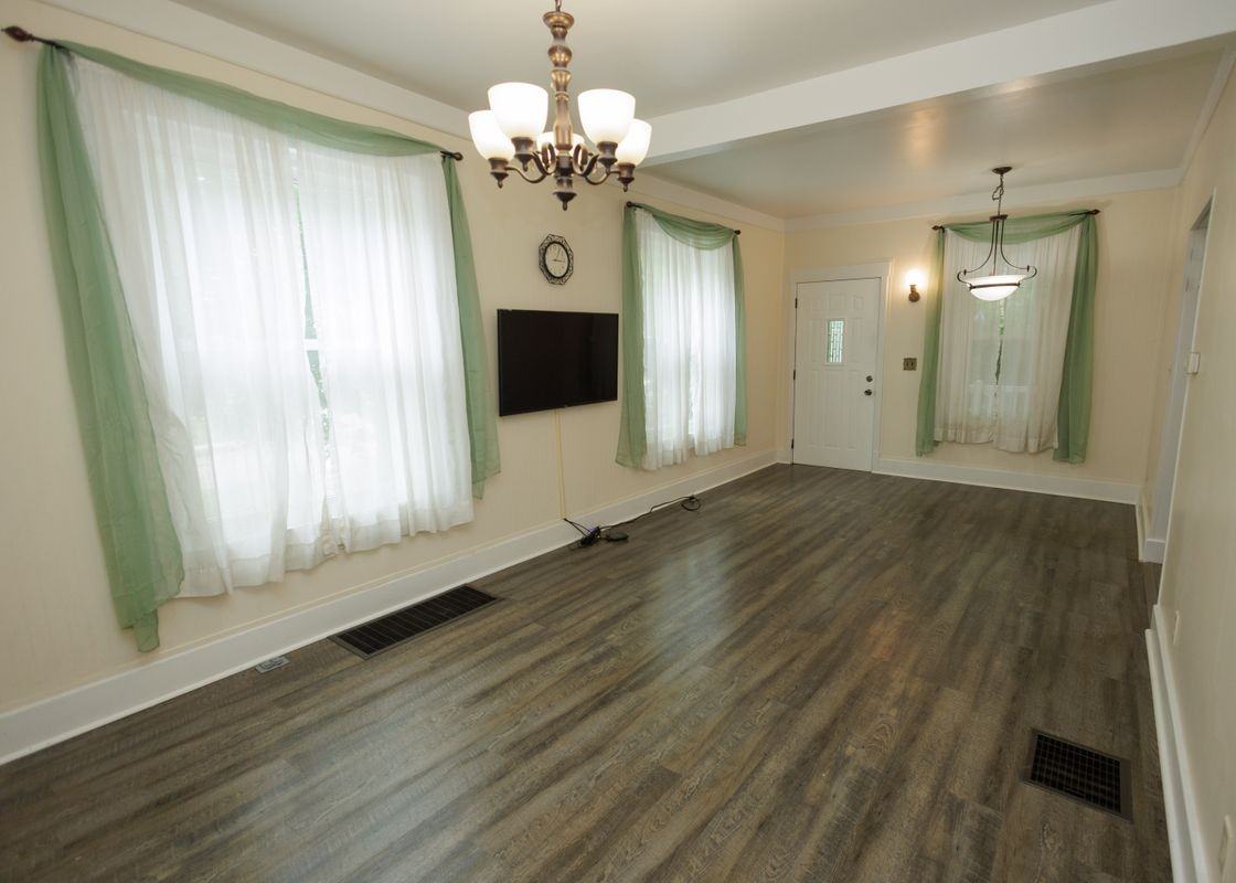 1205 S Brady St - Photo 5 of 18