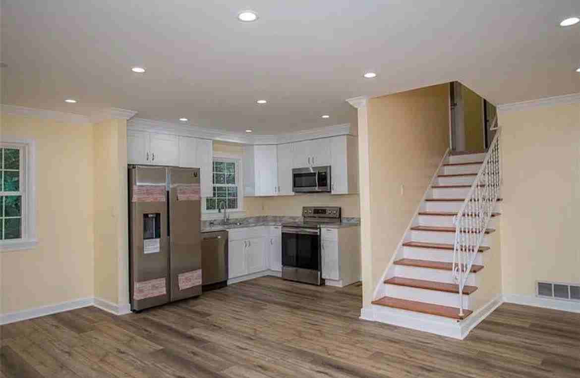 2042 Jones Rd Nw - Photo 7 of 24
