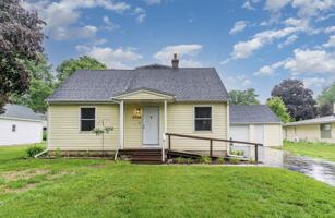 featured image of 3704 Cambridge St