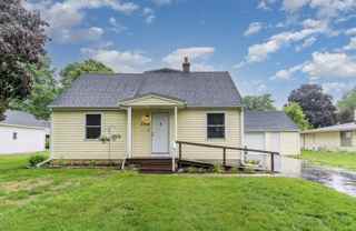 3704 Cambridge St - Photo 1 of 1