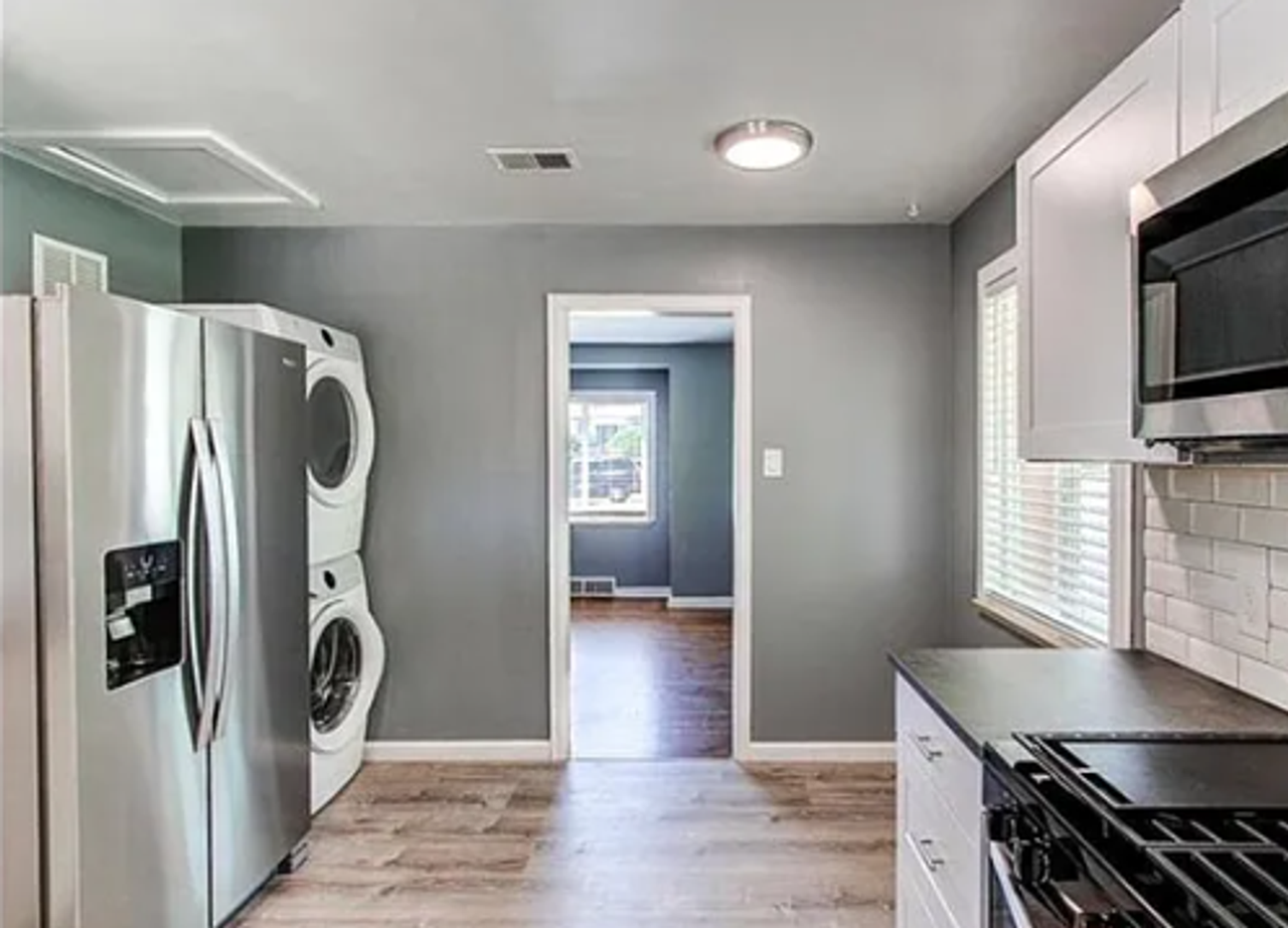 1391 W Custer Pl - Photo 3 of 12