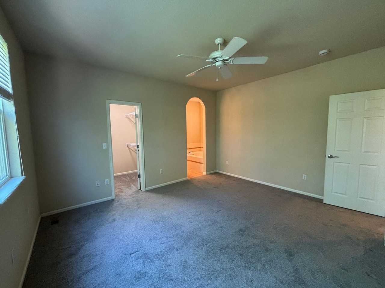 3903 Rock Creek Dr - Photo 7 of 18