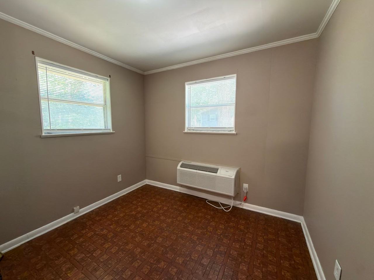 1010 Thompson Springs Rd Se #2 - Photo 4 of 6