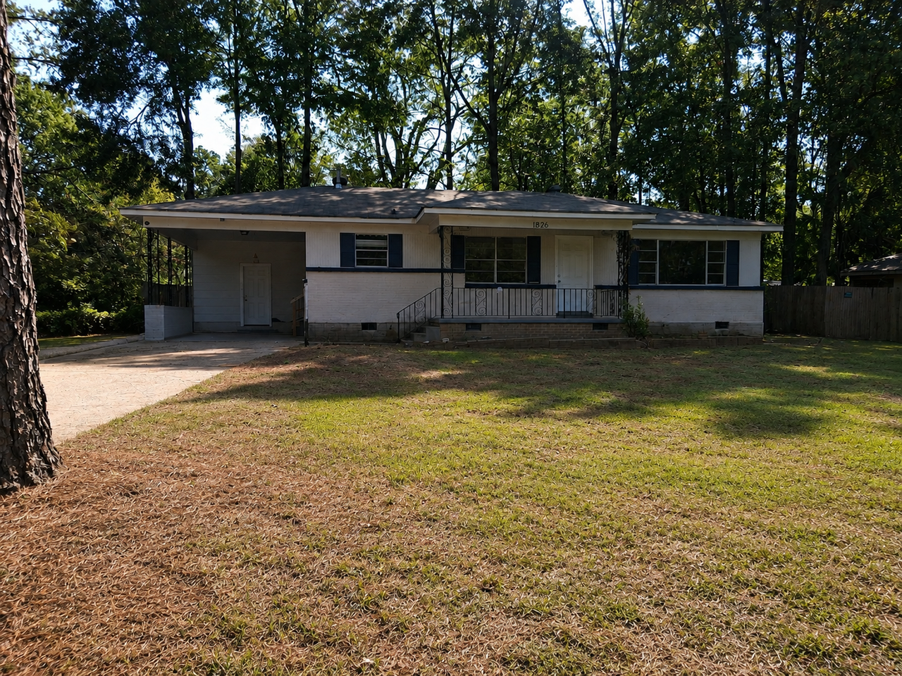 1826 Wisteria Dr