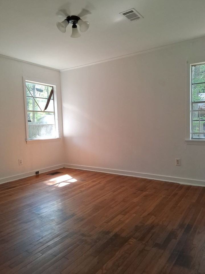 1826 Wisteria Dr - Photo 4 of 14
