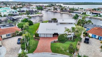 featured image of 5060 Porpoise Pl