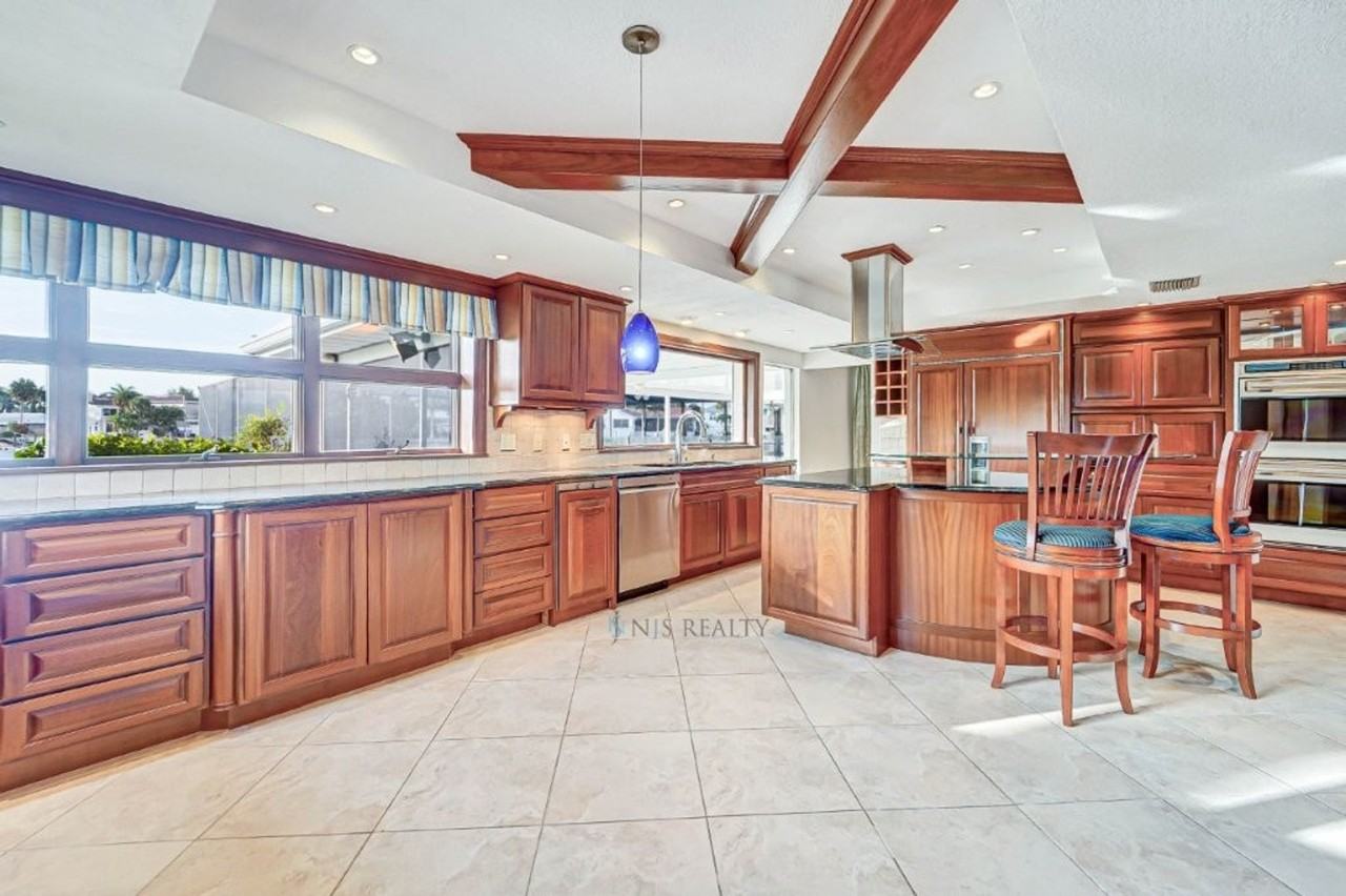 5060 Porpoise Pl - Photo 2 of 50
