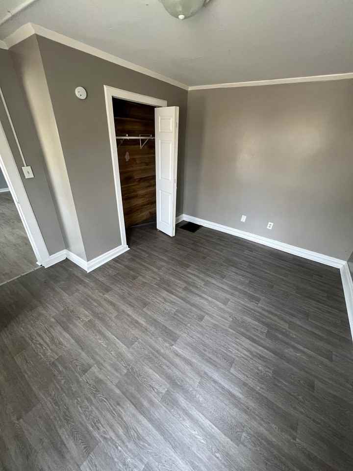 820 S Pasfield St - Photo 5 of 5