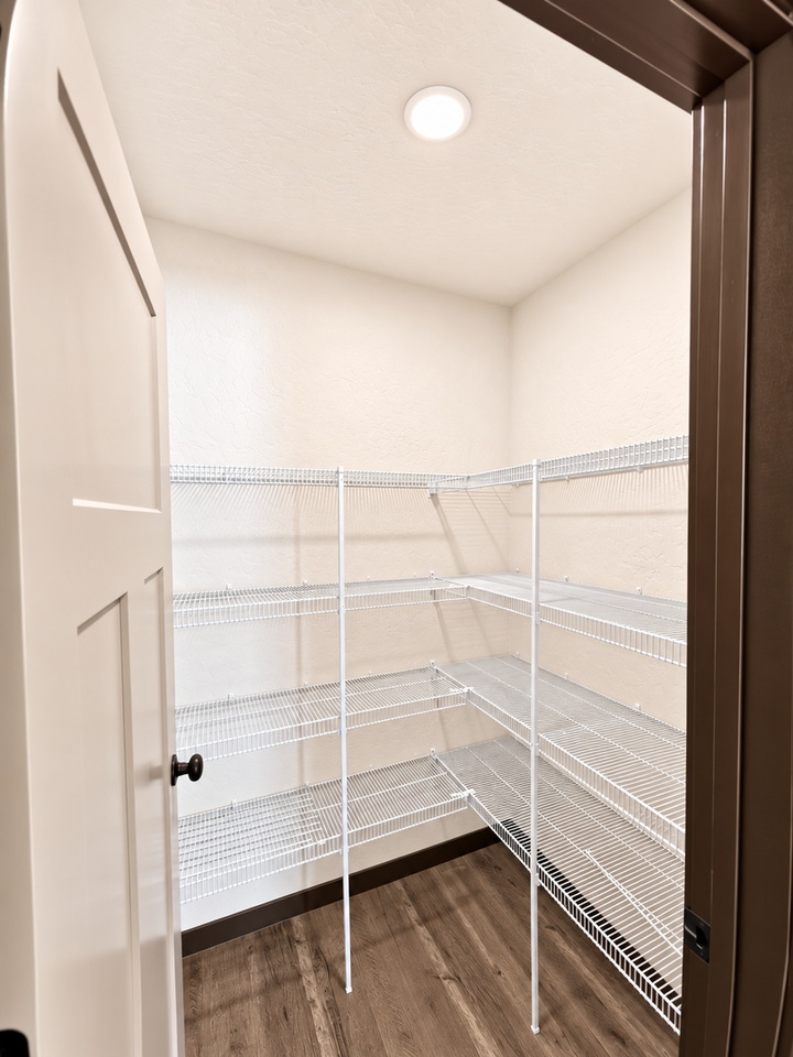 2703 N Fordham St - Photo 6 of 21