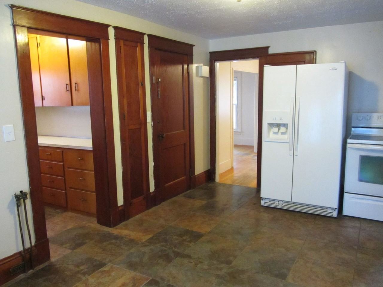 86 Bacon St - Photo 2 of 39