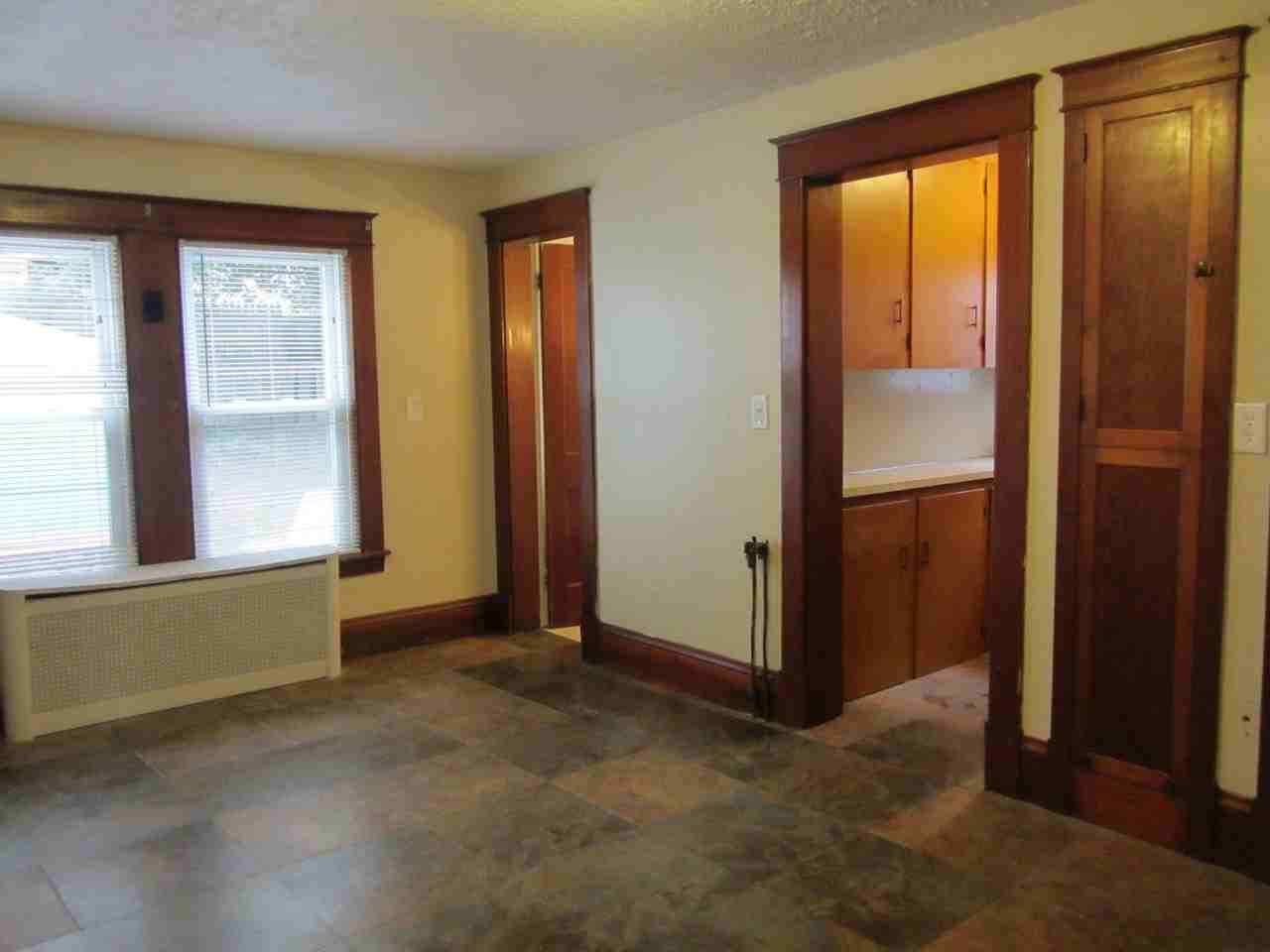 86 Bacon St - Photo 6 of 39
