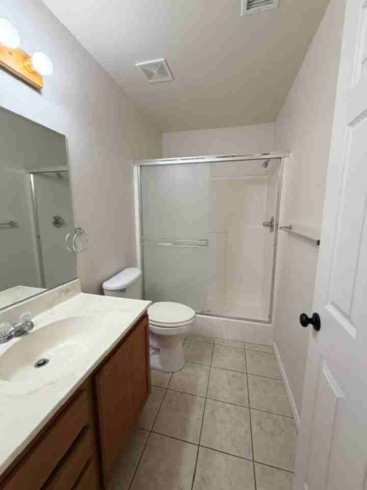 440 Serenity Ct - Photo 4 of 7
