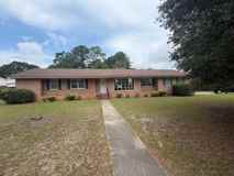 215 Lesesne Dr - Photo 1 of 1
