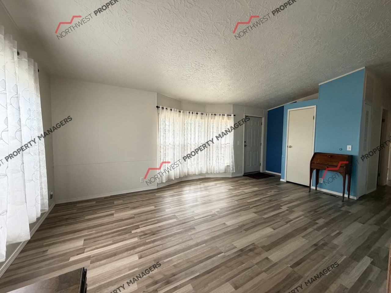 8632 180th Way Sw - Photo 4 of 25