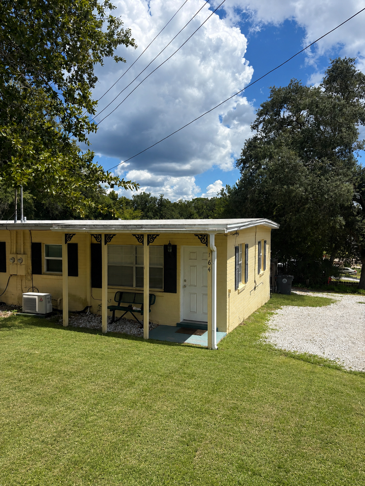 164 Highland St - Photo 4 of 4