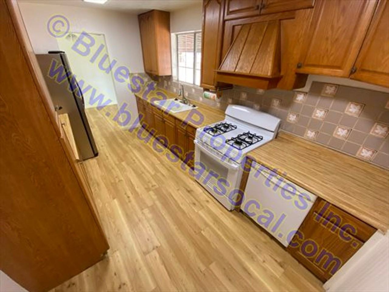 14990 Ash St - Photo 3 of 11