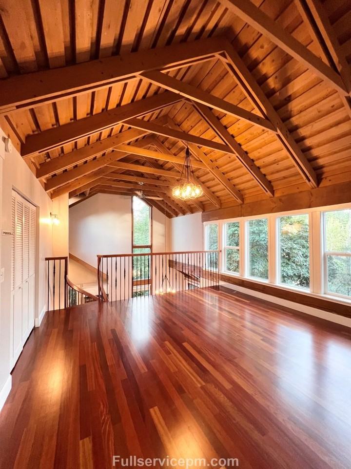 1930 109th Ave Ne - Photo 6 of 35