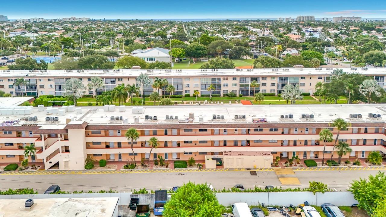 4500 N Federal Hwy #315B - Photo 3 of 50
