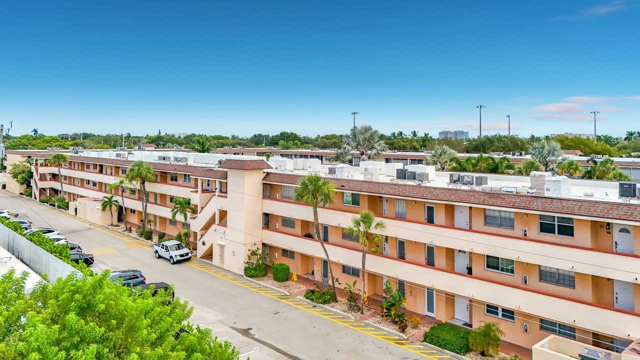 4500 N Federal Hwy #315B - Photo 5 of 50