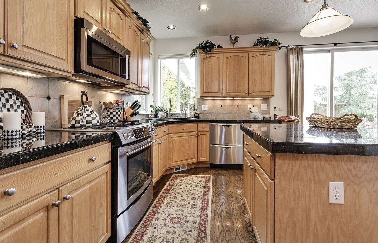 16723 Sw Rogue River Ter - Photo 4 of 25