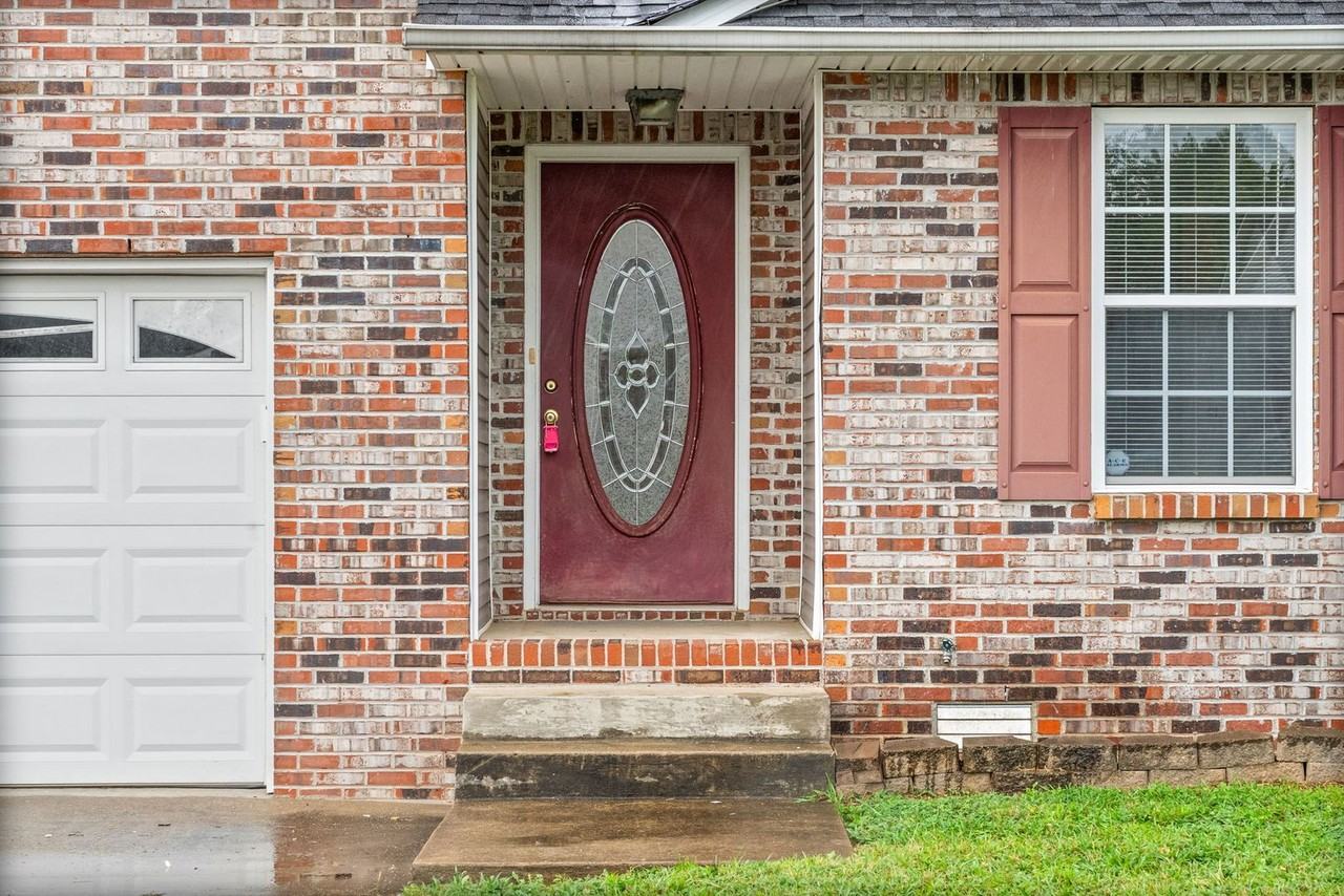3129 Twelve Oaks Blvd - Photo 3 of 35