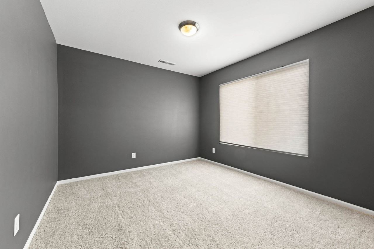 15209 Prescott Loop Se - Photo 6 of 44