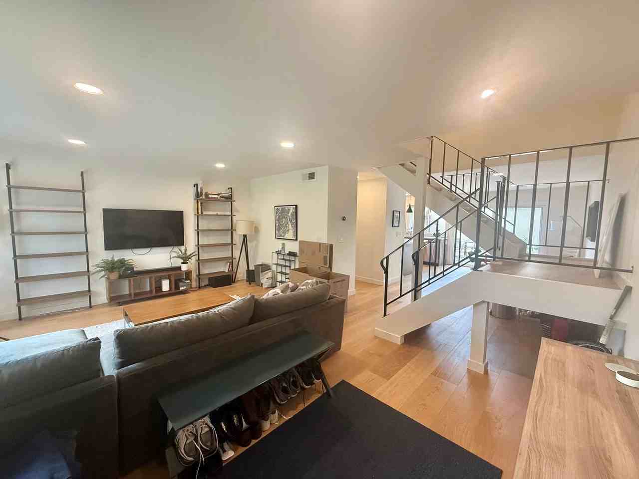 1142 Arbor Vista Way - Photo 3 of 34