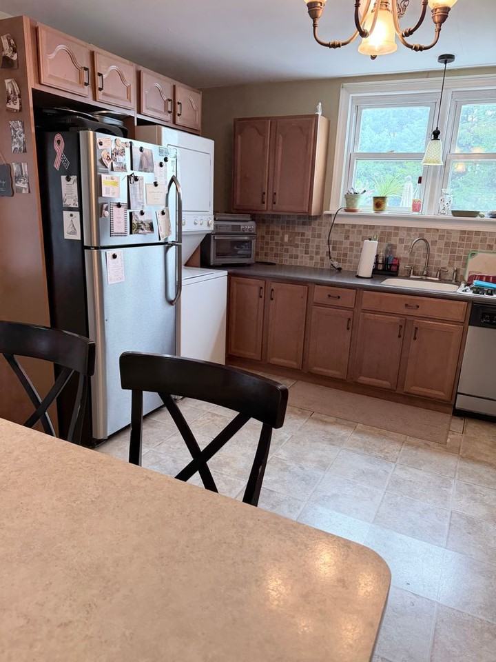 408 W 6th Ave - Photo 3 of 13