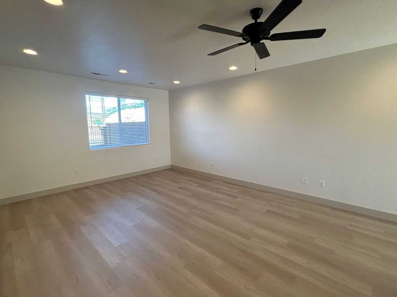 960 Heritage Dr - Photo 6 of 31