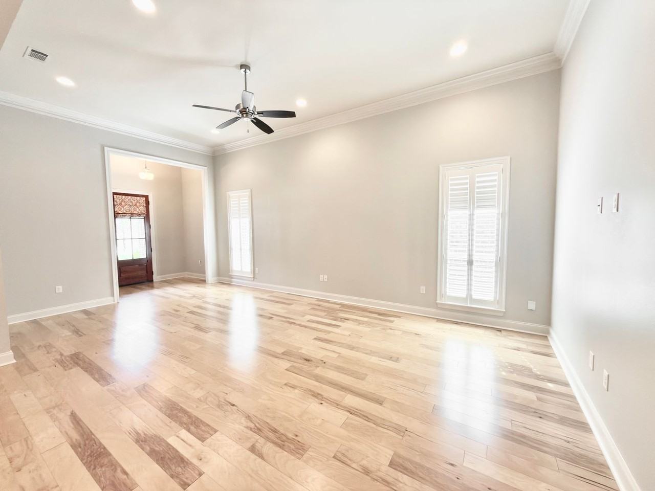 7704 Ibiza Dr - Photo 6 of 28