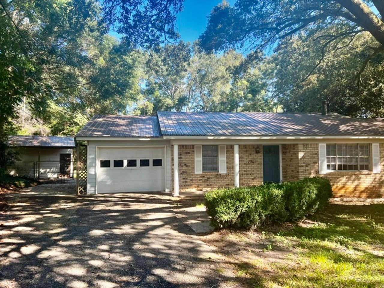 12950 Del Rio St - Photo 2 of 15