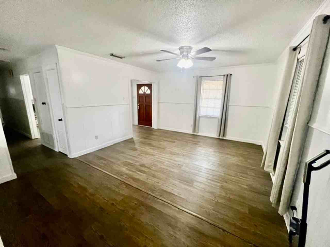 12950 Del Rio St - Photo 7 of 15