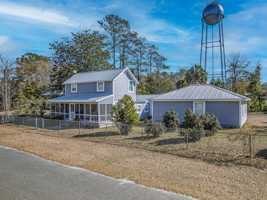 featured image of 67 Yellow Jacket Ave