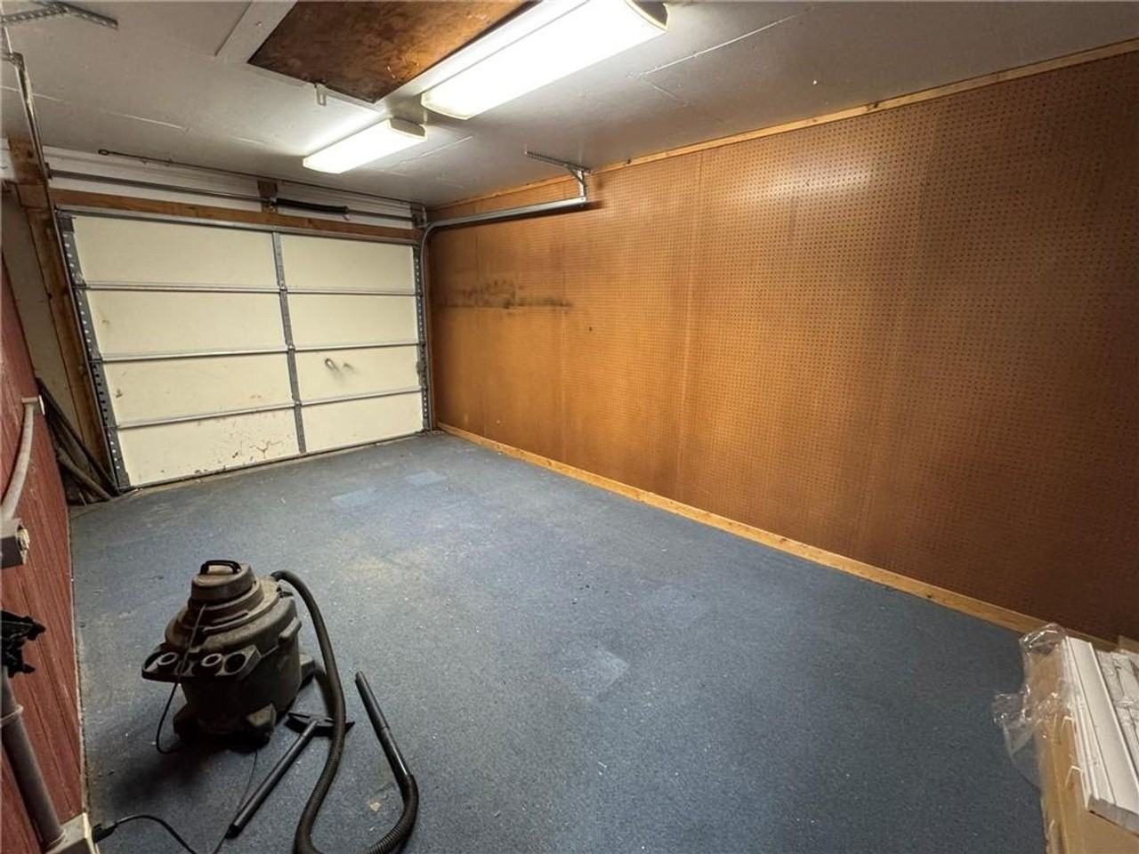 521 E J St - Photo 4 of 19