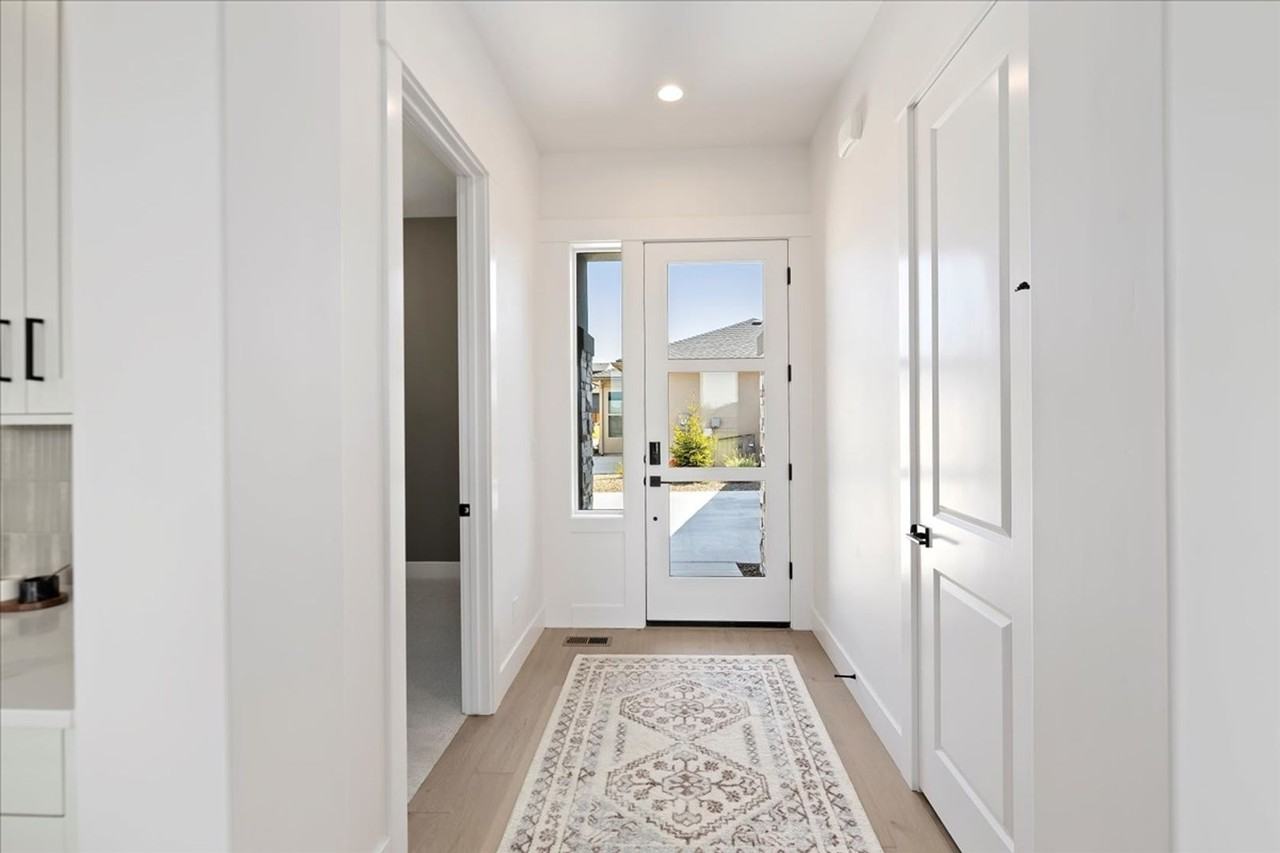 11375 W Perthshire Ln - Photo 5 of 43